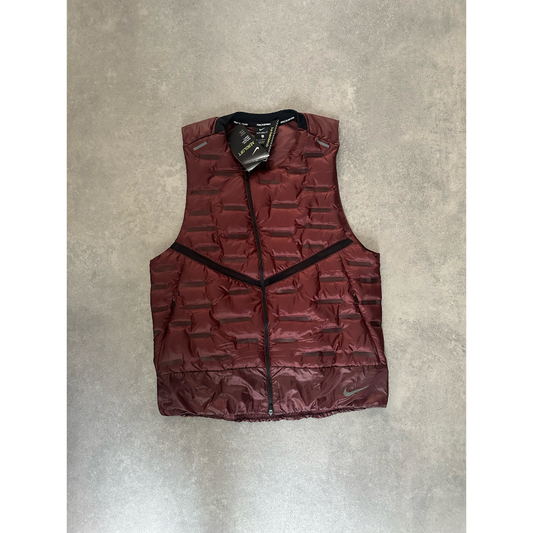 Nike - Therma Aeroloft Gilet Burgundy