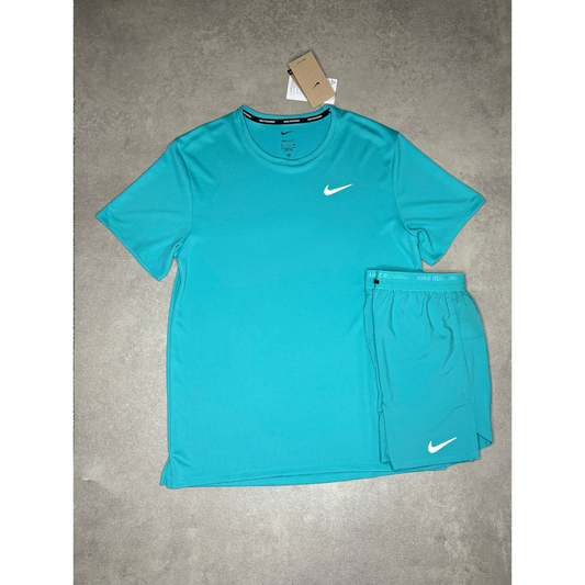Nike - UV Miler Dusty Cactus Short Set
